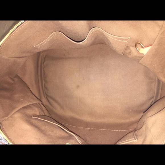 Louis Vuitton Tivoli GM Bag - Picture 8 of 8
